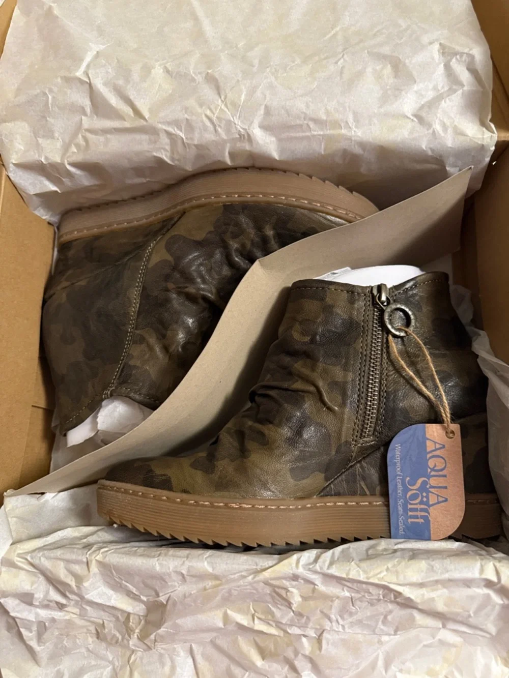 NWT Sofft Siri Aqua Soft Olive Camo Ankle Boot - Picture 8 of 9